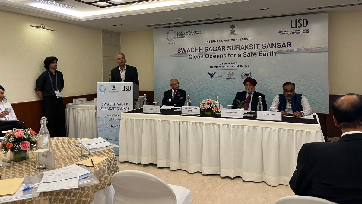 Cmde Vinith Aerat, Executive Director, GRSE, speaks at the 'Swachh Sagar Suraksit Sansar—Clean Oceans for a Safe Earth' conference, alongside Cmde Sujeet Samaddar, Founder, SAMDeS; Rear Admiral J.S. Mann, Domain Expert (Shipbuilding and Technology), Boston Consulting Group; and J.C. Gopinathan, General Manager, CSL | Photo: SAMDeS