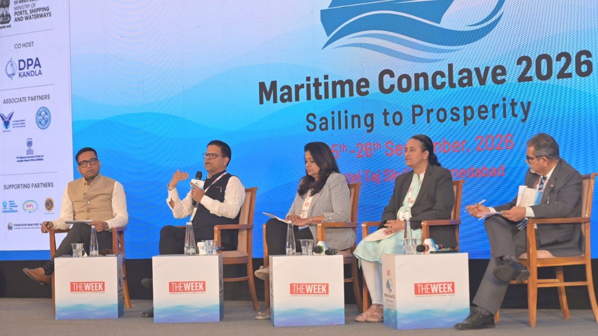 Nilabhra Dasgupta, Dty Chairperson, Deendayal Port Authority, SK Purohit, CMD, Tuticorin and Paradip Ports, Vinita Venkatesh, Director, Omega Forwarders & Supply Chain Solutions, Mayuri Neve, Assistant Professor, Gujarat Maritime University and Capt Santosh Kumar Darokar, Principal Officer cum Joint GD, MMD | Amey Mansabdar