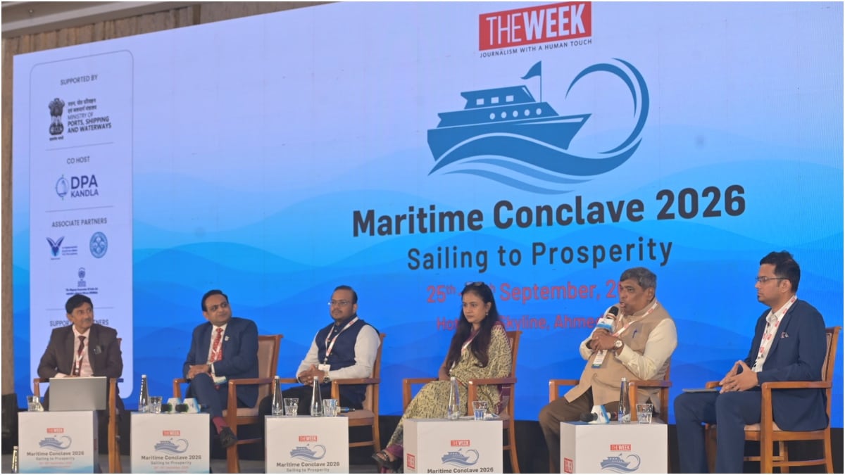Tushar Pradhan, CEO, Indian Maritime Centre, Rohit Agarwal, COO, Bansal Shipbreakers, Dr Anand Hiremath, CEO, Sustainable Ship and Offshore Recycling Program, Pallavi Mansingh, National Project Coordinator, ILO, Vidyadhar Vasudeo Rane, Gen Secretary, Alang Sosiya Ship Recycling and General Workers Association, Prasad Sawant, CEO, Buoyancy | Amey Mansabdar