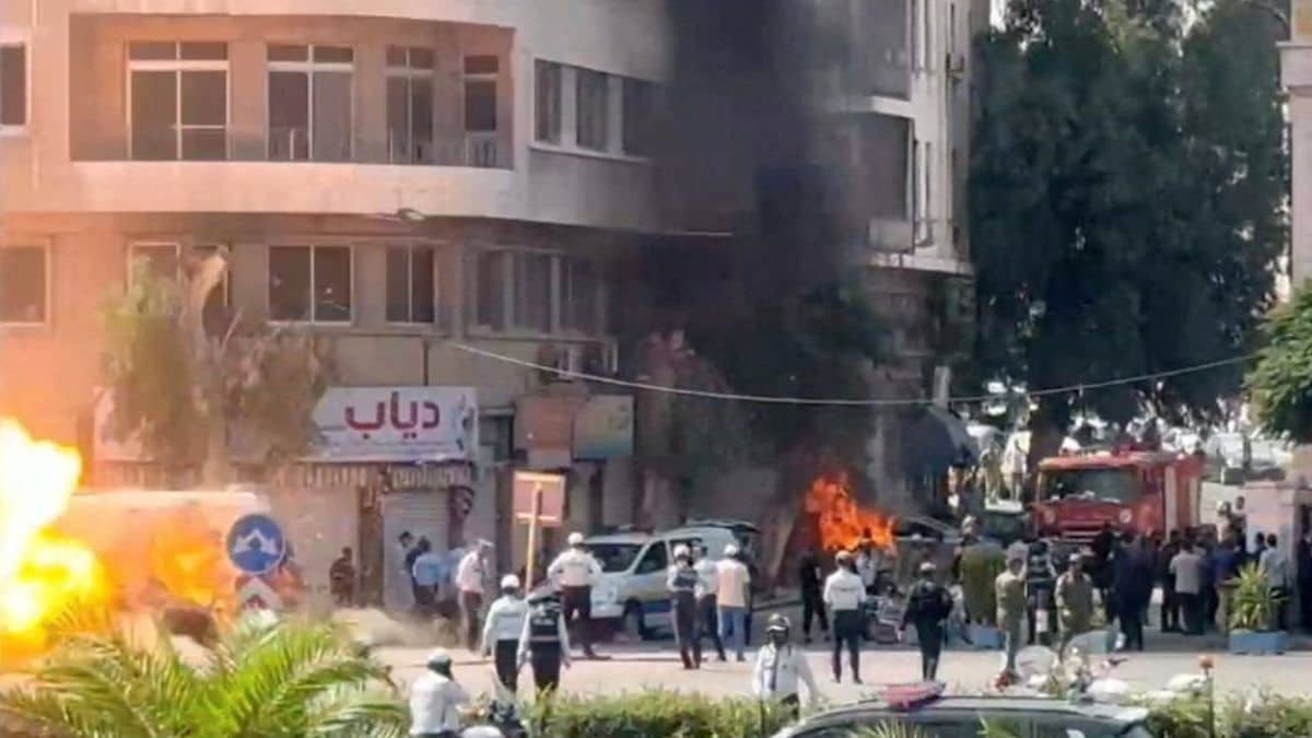 syria-blast-french-president - 1