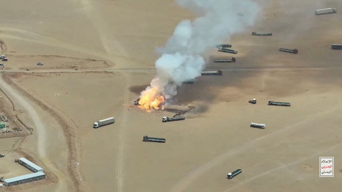 houthi-attack-trucks-saudi-arabia - 1
