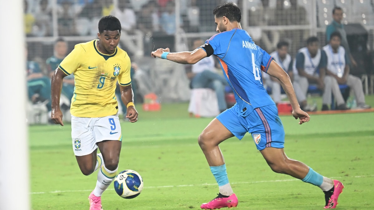 Brazil's Endrick in action against India's Anwar Ali at the FIFA friendly match in West Bengal's Salt Lake on October 3, 2026 | Salil Bera