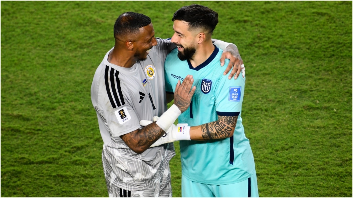Curaao goalkeeper Eloy Room (L) and Ecuador goalkeeper Hernan Galindez embrace after the World Cup Group E  match | AP