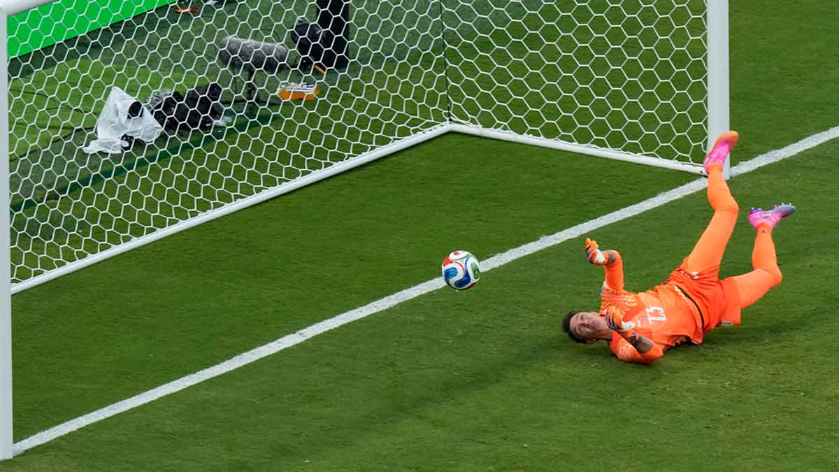 Uruguay goalkeeper Fernando Muslera (23) fails to make a save during the World Cup Group H match against Spain in Zapopan, near Guadalajara, Mexico | AP/PTI