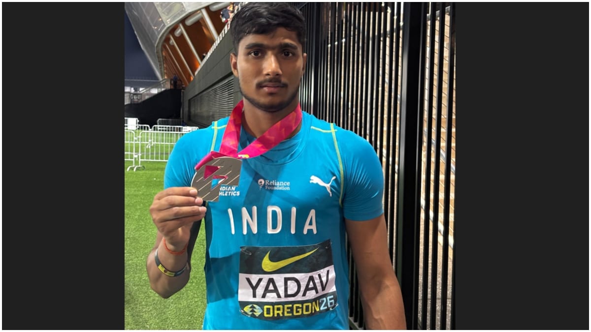 Ashish Yadav's booming 74.09m throw earned him the silver | X