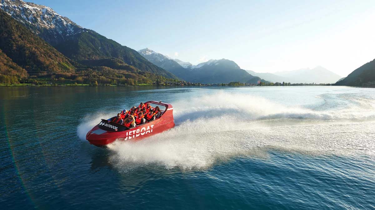 Jetboating in Interlaken | via Interlaken Tourism