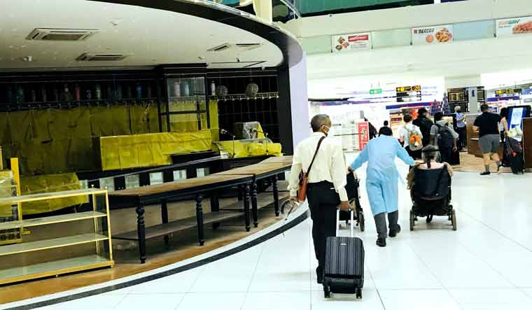 An empty cafe inside the Delhi Airport | Aayush Goel