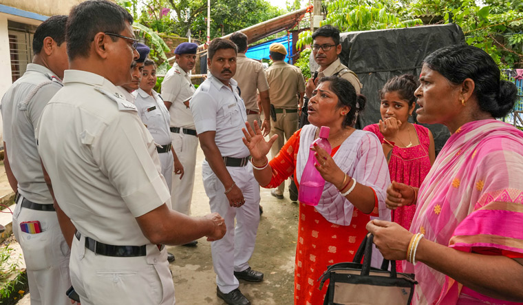 Violence Mars Bengal Rural Polls, 9 People Killed- The Week