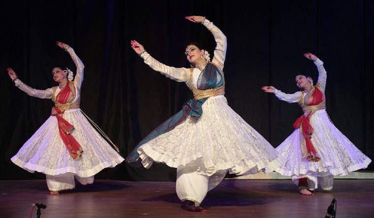 hindi classical dance performance