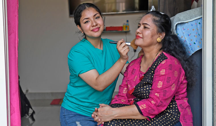 Her Strength: Sahara with her mother Shanti |  | Amey Mansabdar