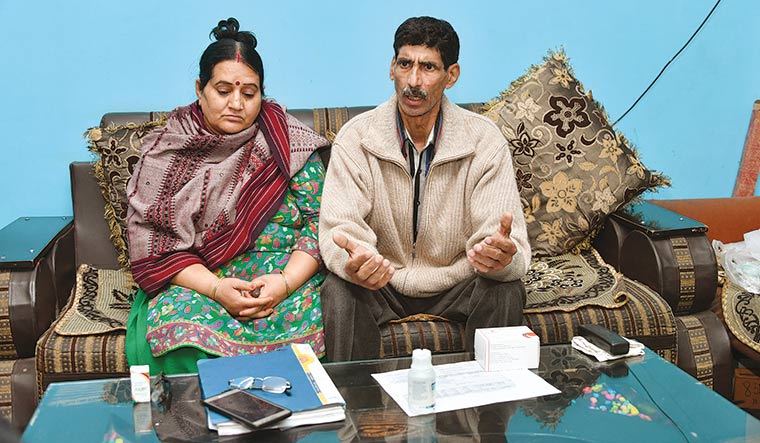 Bitter pill: Kishori Lal, a cancer patient, with his wife, in New Delhi. Cancer drugs cost Lal Rs 1 lakh a month in 2018. His current drug was not on the list of drugs for which the MRPs were revised in March | Arvind Jain