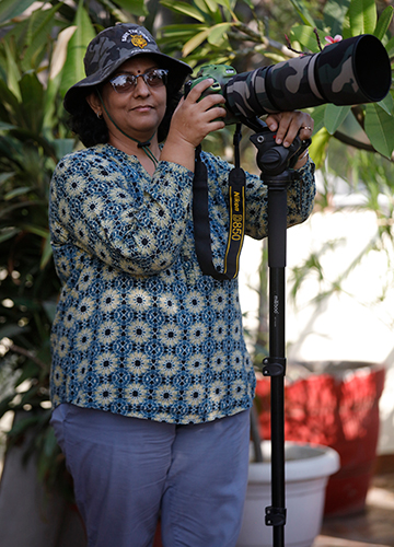 Dr Bela Kamboj is an eye surgeon who has studied at Lucknow’s King George’s Medical University and the Manipal Academy of Higher Education. A fellow of the LV Prasad Eye Institute, Hyderabad, and Sankara Nethralaya, Chennai, she is an avid painter and bird photographer | Puja Awasthi