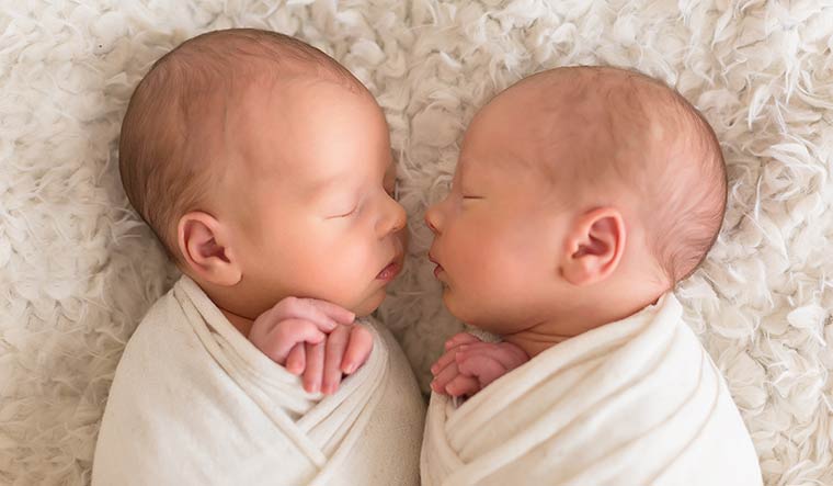 8-Twin-birth-rates-on-the-rise