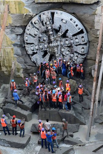 INDIA-POLITICS-INFRASTRUCTURE INDIA-POLITICS-INFRASTRUCTURE