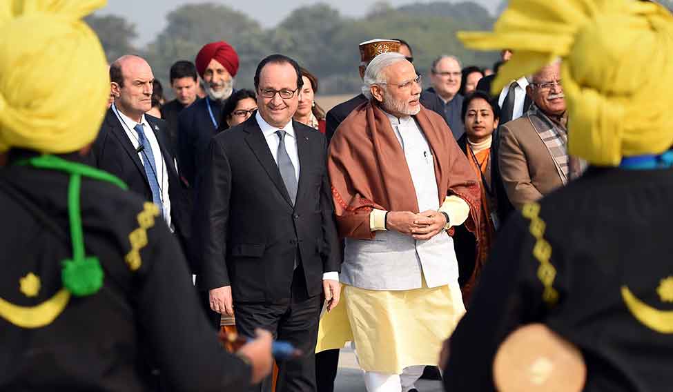 38modi-hollande