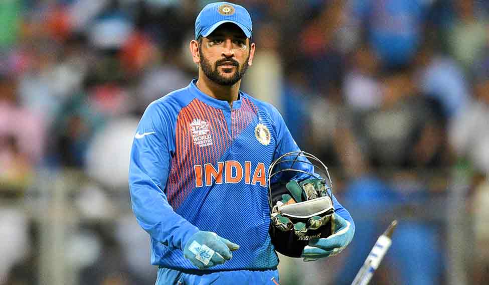 At a loss: Dhoni after the semifinal against the West Indies | Salil Bera