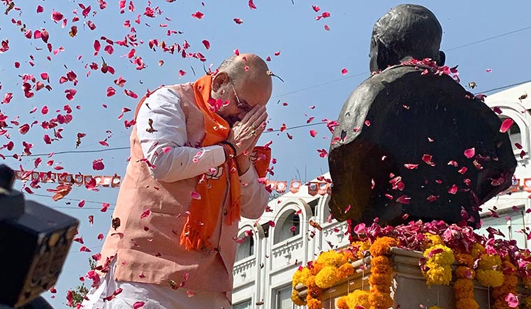 Auspicious start: Amit Shah pays floral tribute to Sardar Vallabhbhai Patel before filing his nomination to contest Lok Sabha elections from Gandhinagar | PTI