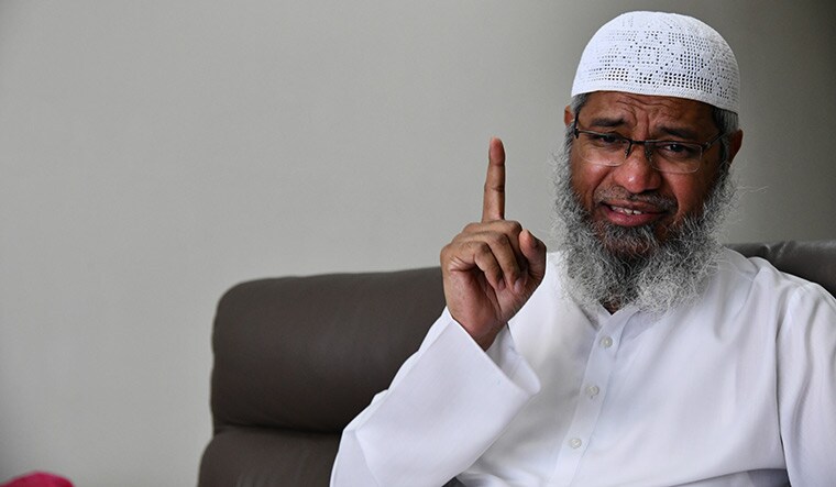 Farhat Naik