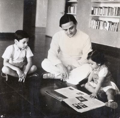 Family man: Vikram Sarabhai with son, Kartikeya, and daughter, Mallika | Courtesy Darpana Archives