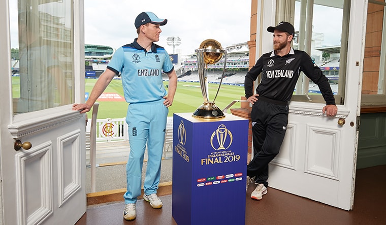Picture-perfect: England captain Eoin Morgan and New Zealand captain Kane Williamson pose with the trophy at Lord’s prior to the final | Getty Images