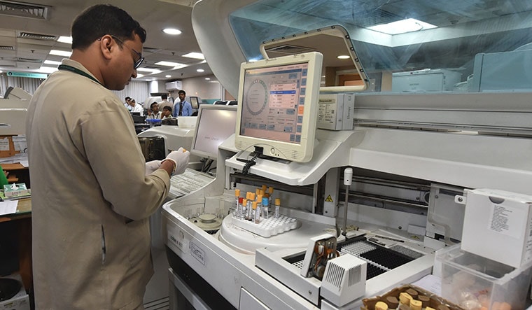 Lens and sense: The laboratory at Max Institute of Cancer Care, Saket | Aayush Goel