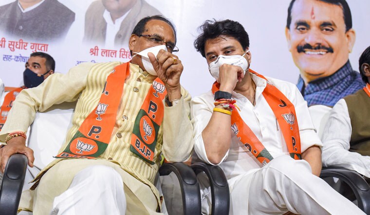 Chief Minister Shivraj Singh Chouhan with Jyotiraditya Scindia