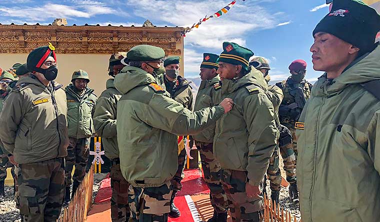 Lock and load: Army Chief Manoj Mukund Naravane interacts with troops in eastern Ladakh | PTI