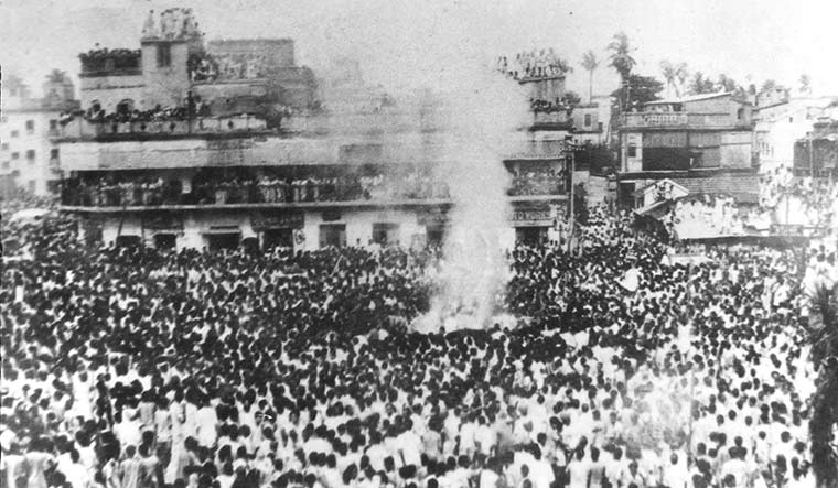 Mookerjee’s cremation at the Keoratala Burning Ghat on June 24, 1953 | Courtesy Spmrf