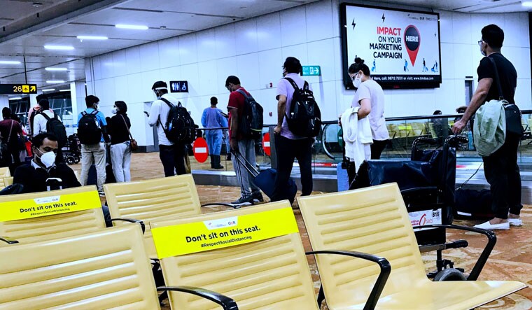 46-delhi-airport