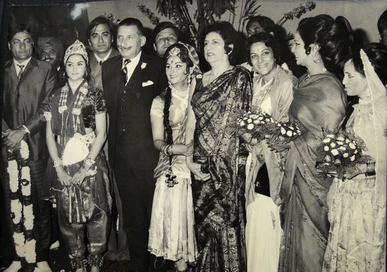 Shining stars—Manekshaw and his wife, Silloo, at a Bollywood party | Parzor Foundation Archives