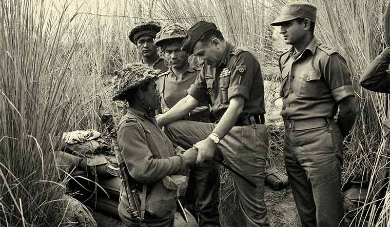 Leading from the front—Manekshaw with his soldiers during the war | PTI