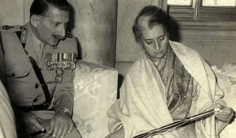 Manekshaw with prime minister Indira Gandhi