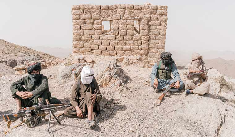 34-Fighters-of-a-Taliban-faction-in-Herat