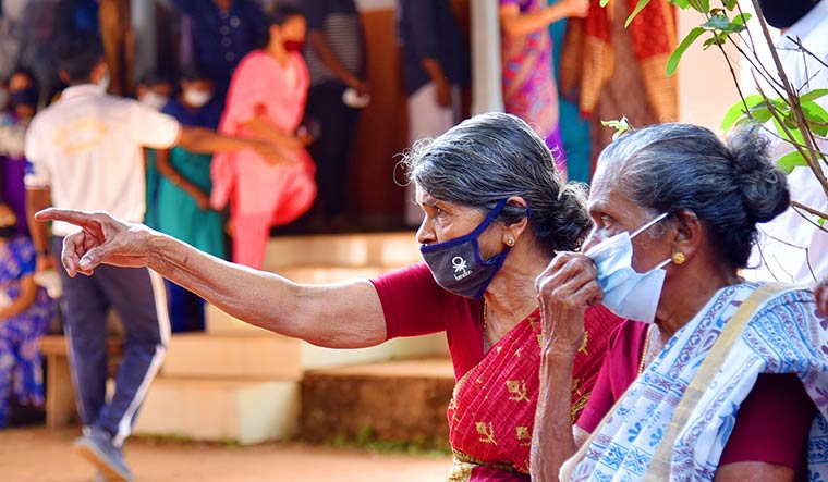 Gender gain: Voters in Thalassery | Sameer A. Hameed