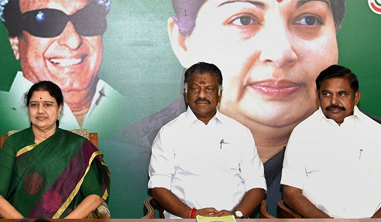 Cold vibes: Sasikala with O. Panneerselvam and Edappadi K. Palaniswami in 2017 | PTI