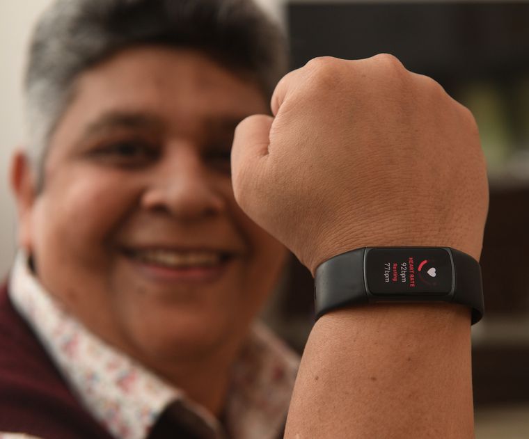 Keeping a close watch watch: Pankaj Malhotra, who had heart issues, now wears a smart watch that sends data to his doctors | Bhanu Prakash Chandra