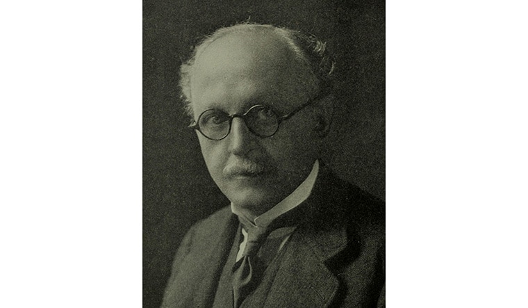 33-Edwin-Lutyens-new