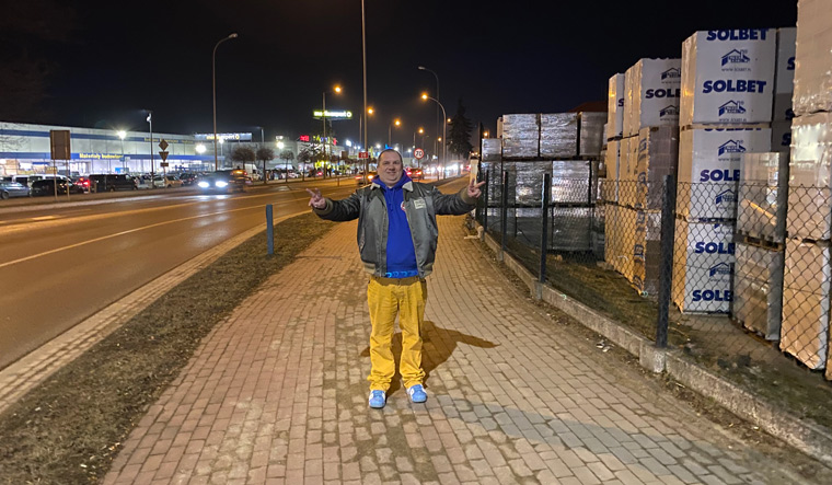 Friendly neighbour: Lukasz Bucior, a Przemysl native helping out at a refugee camp in a car park 40 mintues from the train station | Pranay Sanklecha 