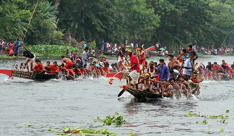 42-The-traditional-boat-race-held