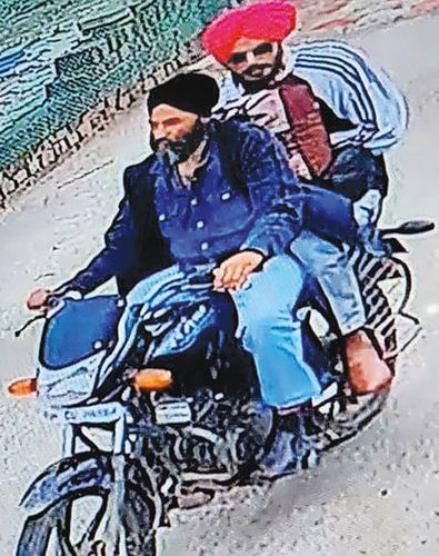 A CCTV grab of Amritpal (wearing pink turban) trying to escape.