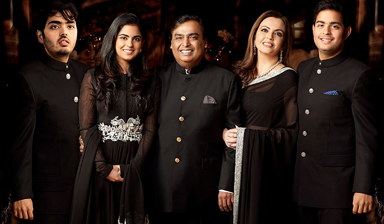 33-Anant-Isha-Mukesh-Nita-and-Akash-Ambani