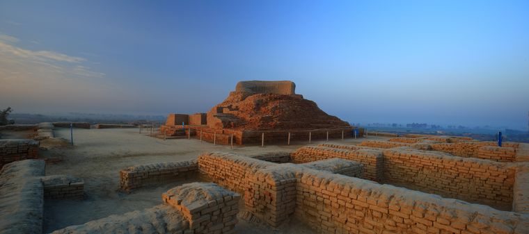 40-The-ruins-of-Mohenjo-daro
