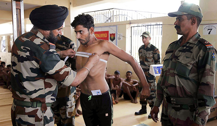 [File] A physical fitness test under way at an Army recruitment rally in Ajmer, Rajasthan | Representative image / PTI