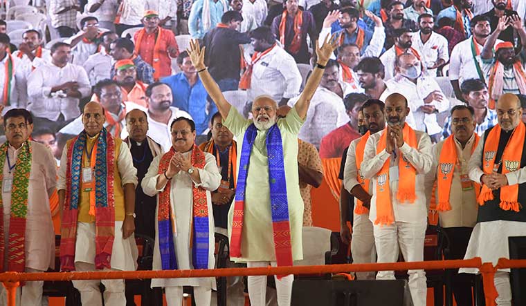 Covering new ground: Prime Minister Narendra Modi with senior BJP leaders at the national executive meeting in Hyderabad | Arvind Jain