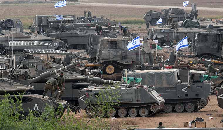 21-Israeli-military-getting-ready