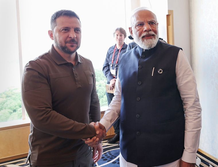 Talking terms: Prime Minister Narendra Modi with Ukraine President Volodymyr Zelensky during a meeting at the G7 Summit in Hiroshima | PTI