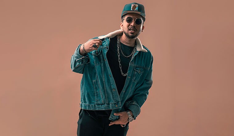 72-Naezy-new
