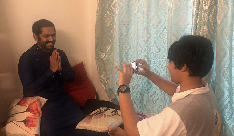Sharib Hashmi is busy acting in "India's first micro series". His segments are shot on a phone with help from his teenaged son.