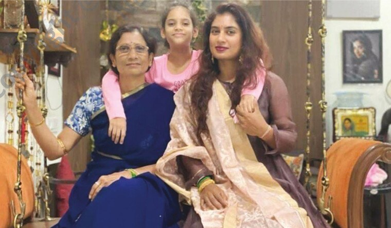 Mithali Raj with mother Leela and niece, Anagha | Photo courtesy: Penguin Random House