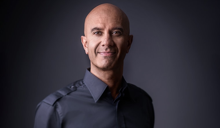 63-Robin-Sharma-new